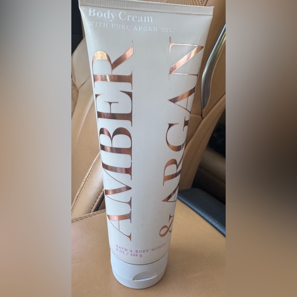 Bath & Body Works Amber & Argan Body Cream 8 oz Retired Rare Scent New - Picture 2 of 4